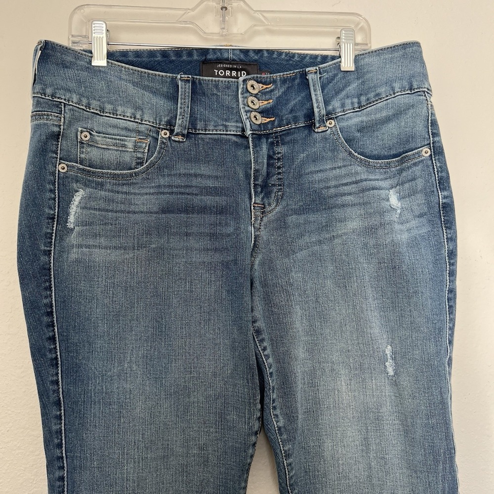 Torrid Jeggings Women's Size 18R Blue Denim Distressed Premium Medium Wash